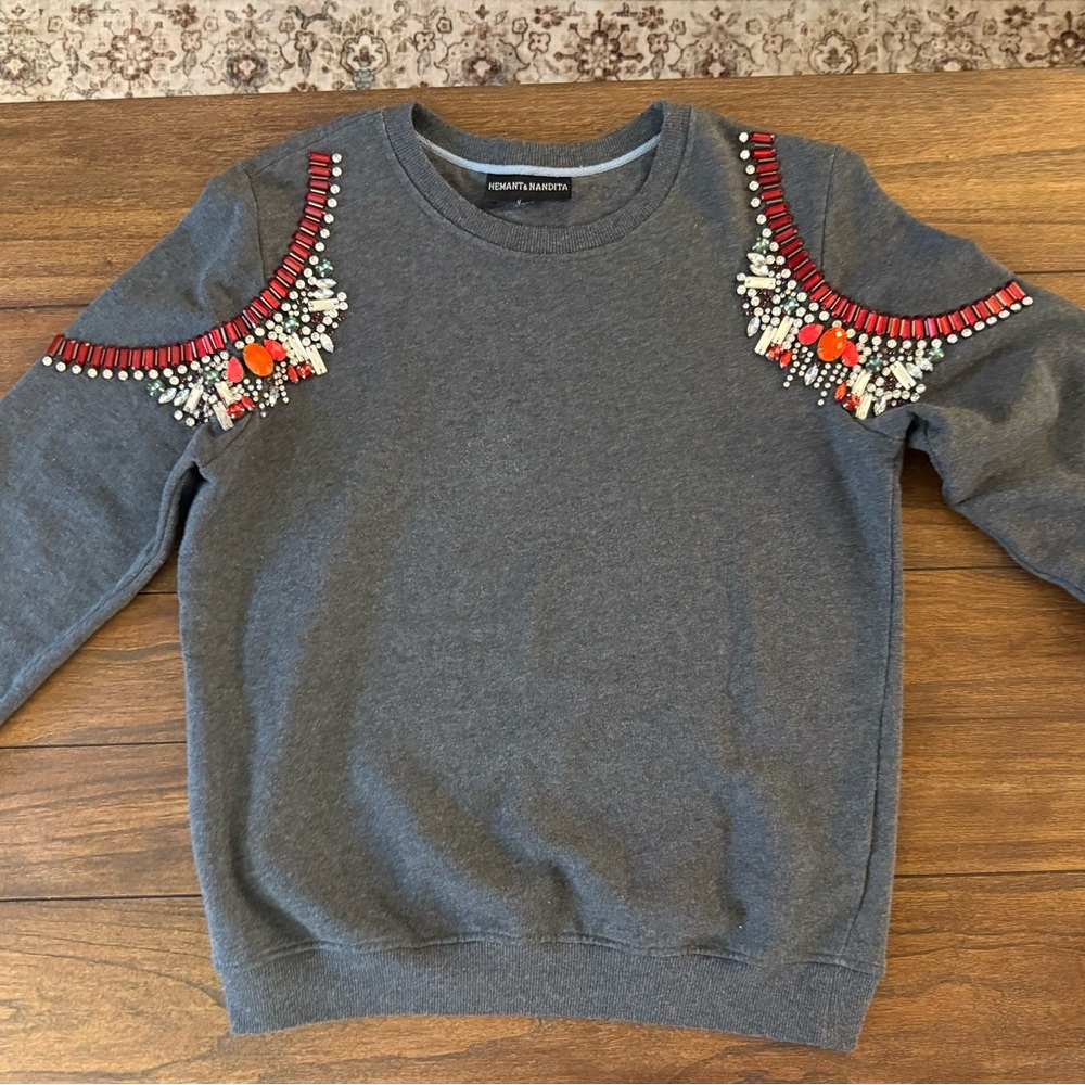 HEMANT & NANDITA Gray Sweatshirt with Beaded Shoulder Embellishments